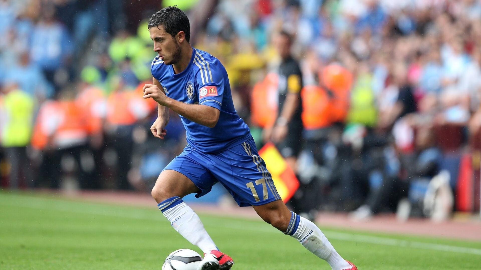 ayx安全APP下载-热门比赛点评：哪些局让人心跳加速？